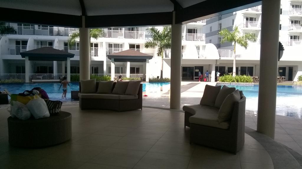 Condo At Shell Residences Манила Екстериор снимка