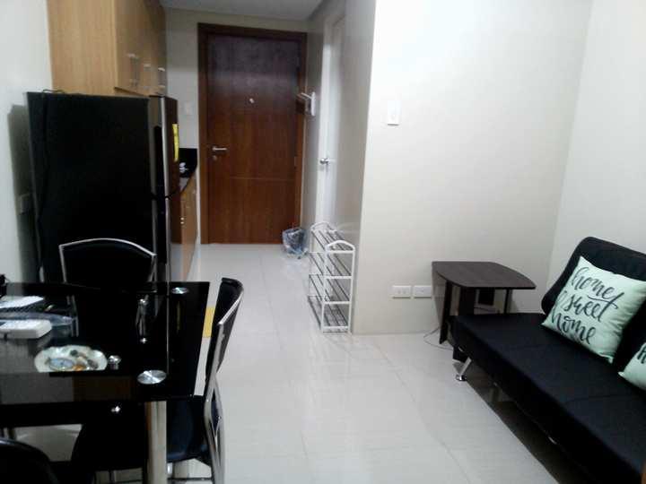 Condo At Shell Residences Манила Екстериор снимка