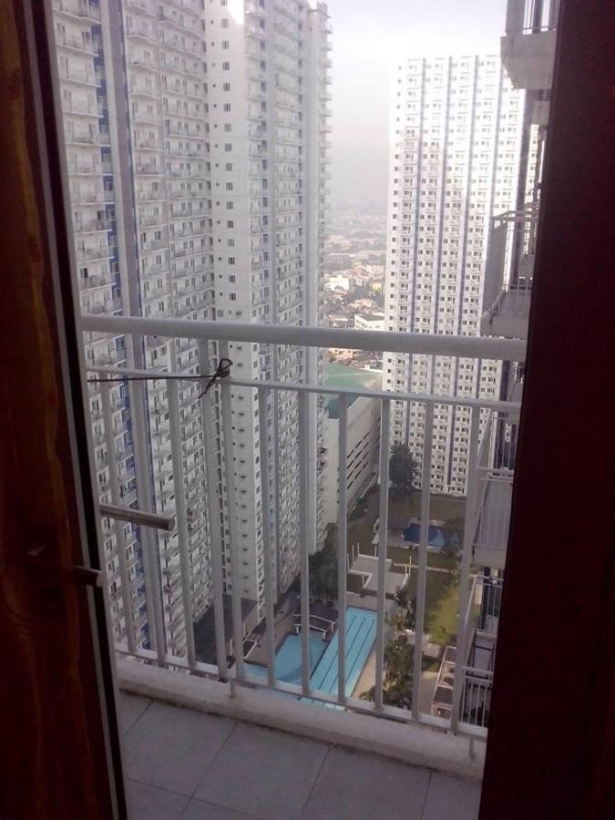 Condo At Shell Residences Манила Екстериор снимка